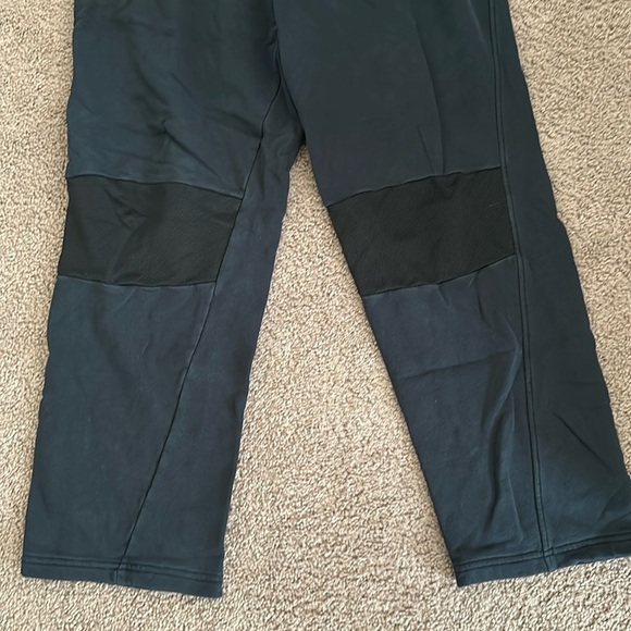 Puma Black Ferrari Track Pants Size XL - Picture 4 of 7
